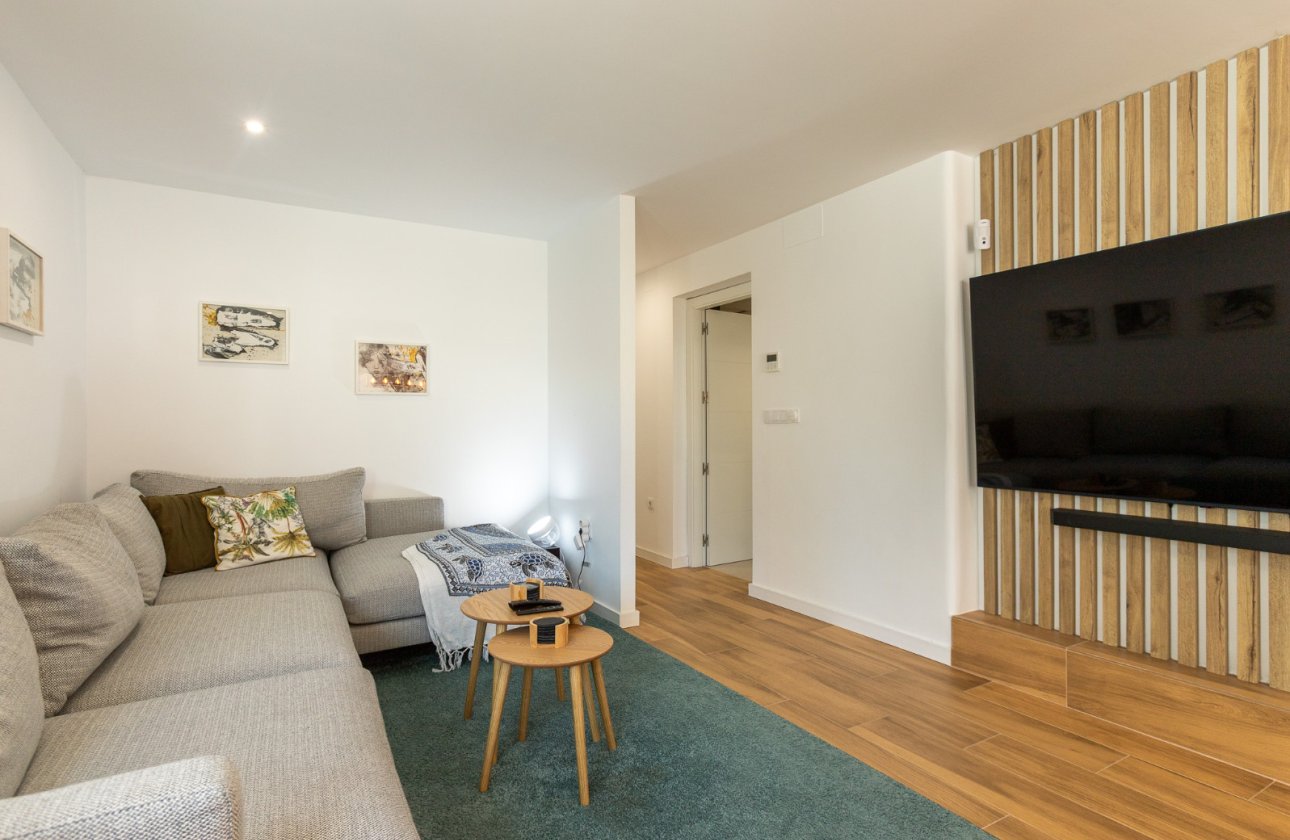 Resale - Villa -
Los Balcones - Costa Blanca