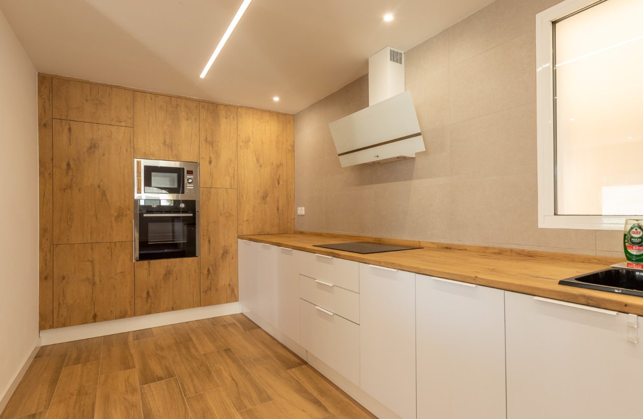 Resale - Villa -
Los Balcones - Costa Blanca