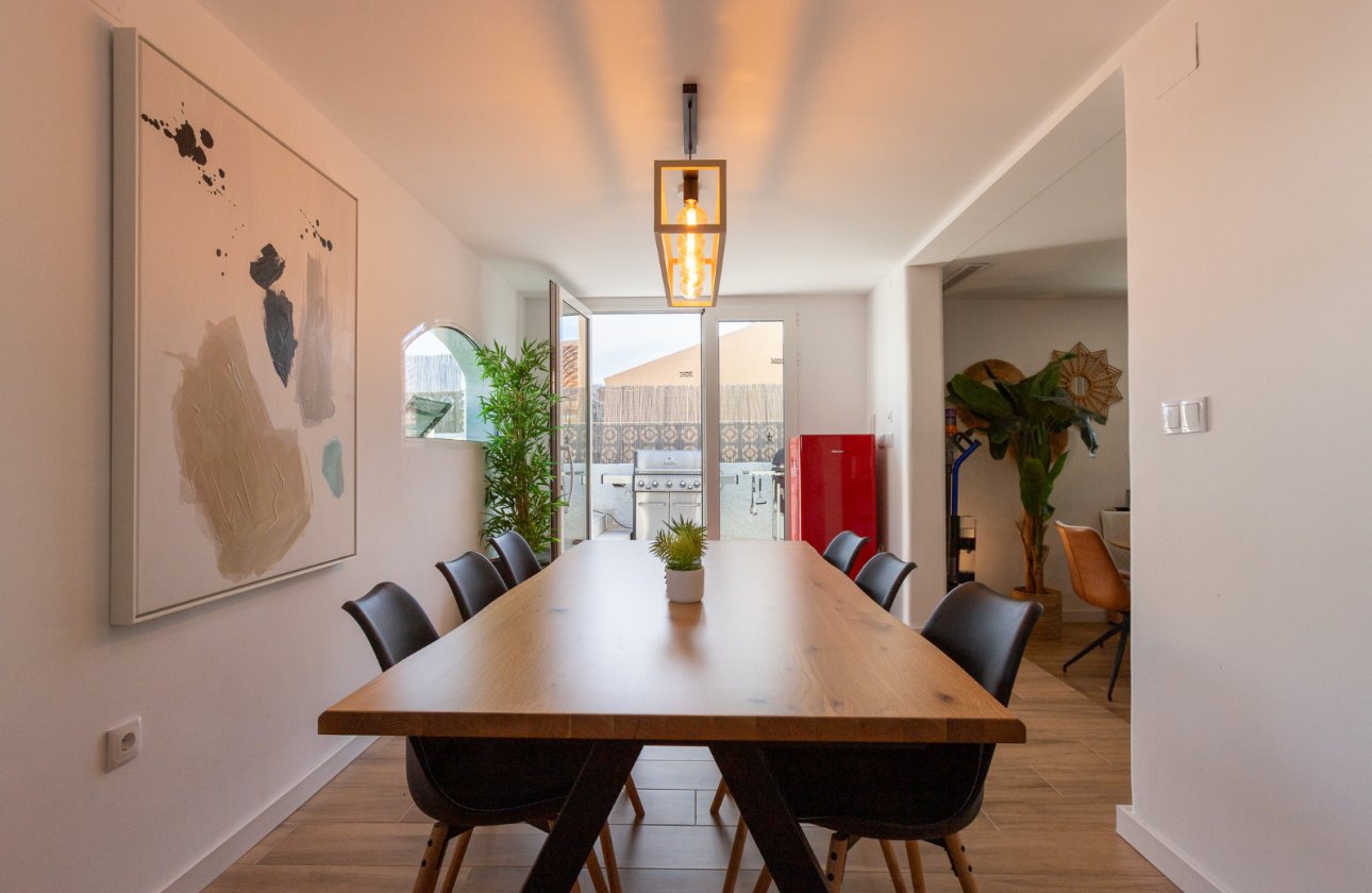 Resale - Villa -
Los Balcones - Costa Blanca