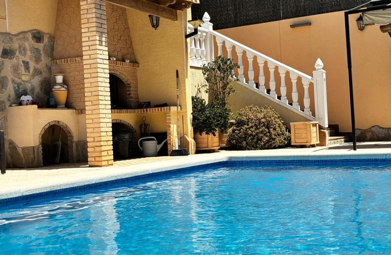 Resale - Villa -
Los Balcones - Costa Blanca