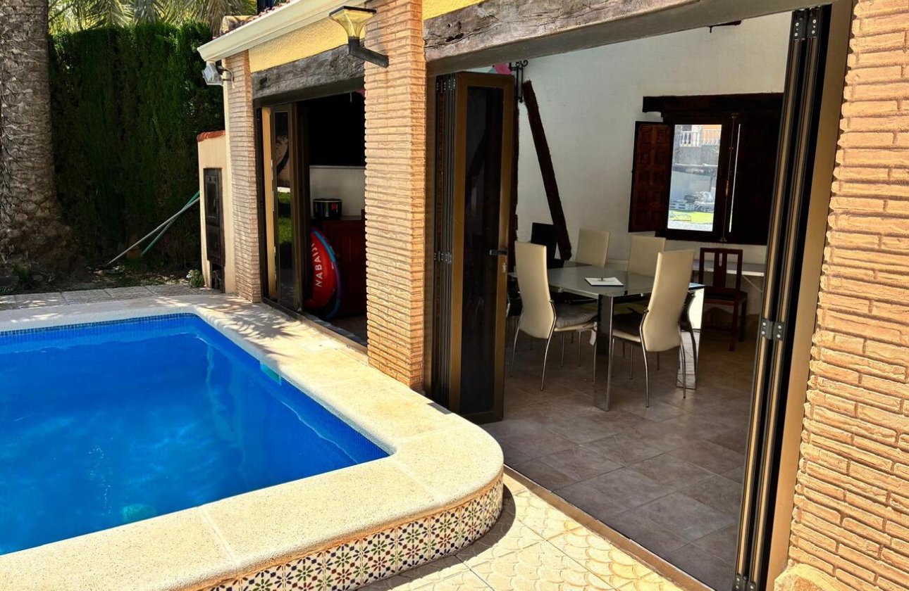 Resale - Villa -
Los Balcones - Costa Blanca