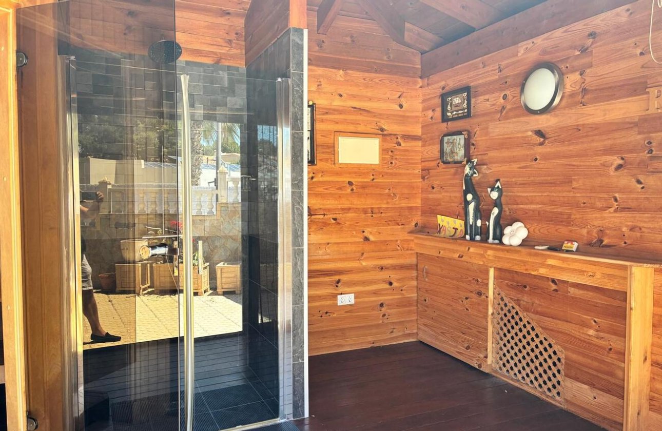 Resale - Villa -
Los Balcones - Costa Blanca