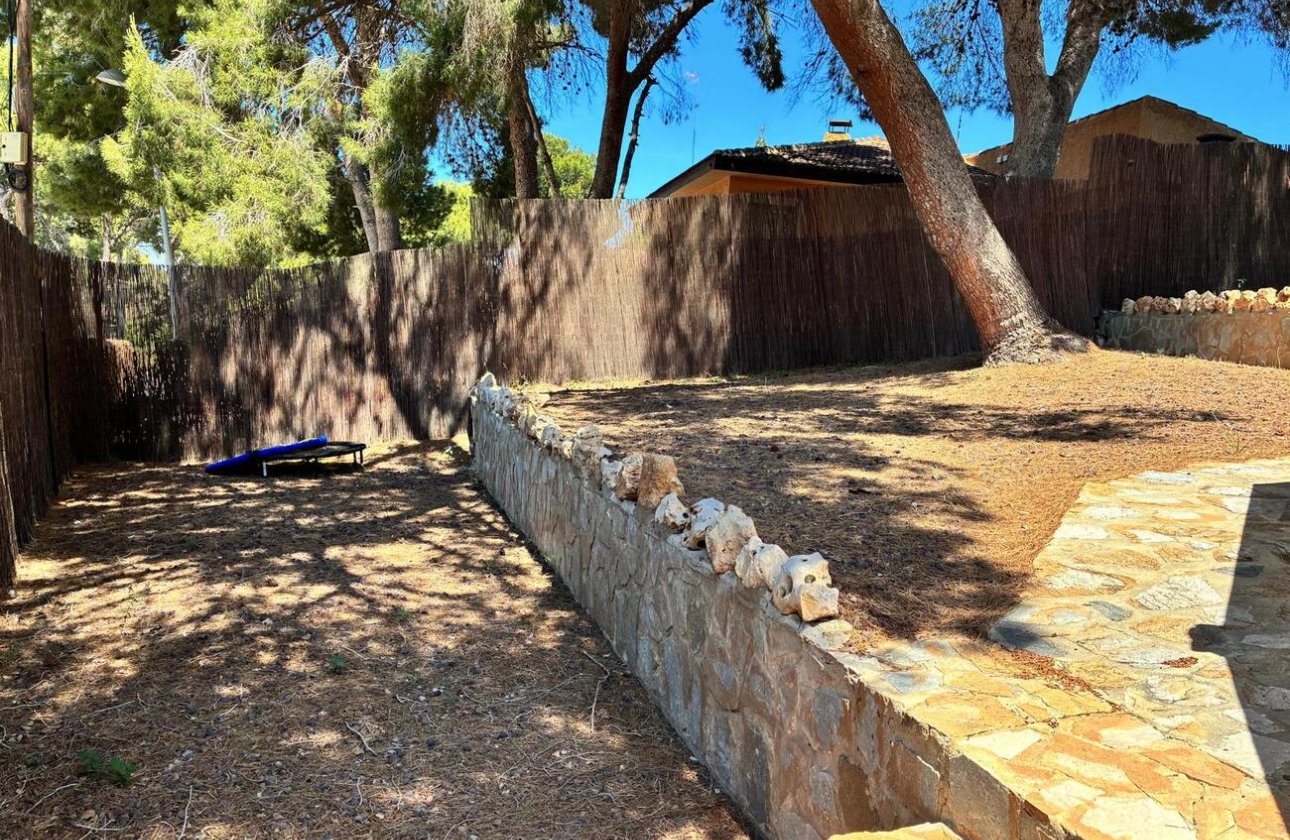 Resale - Villa -
Los Balcones - Costa Blanca