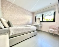 Resale - Villa -
Los Balcones - Costa Blanca