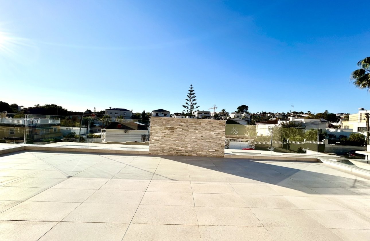 Resale - Villa -
Los Balcones - Costa Blanca