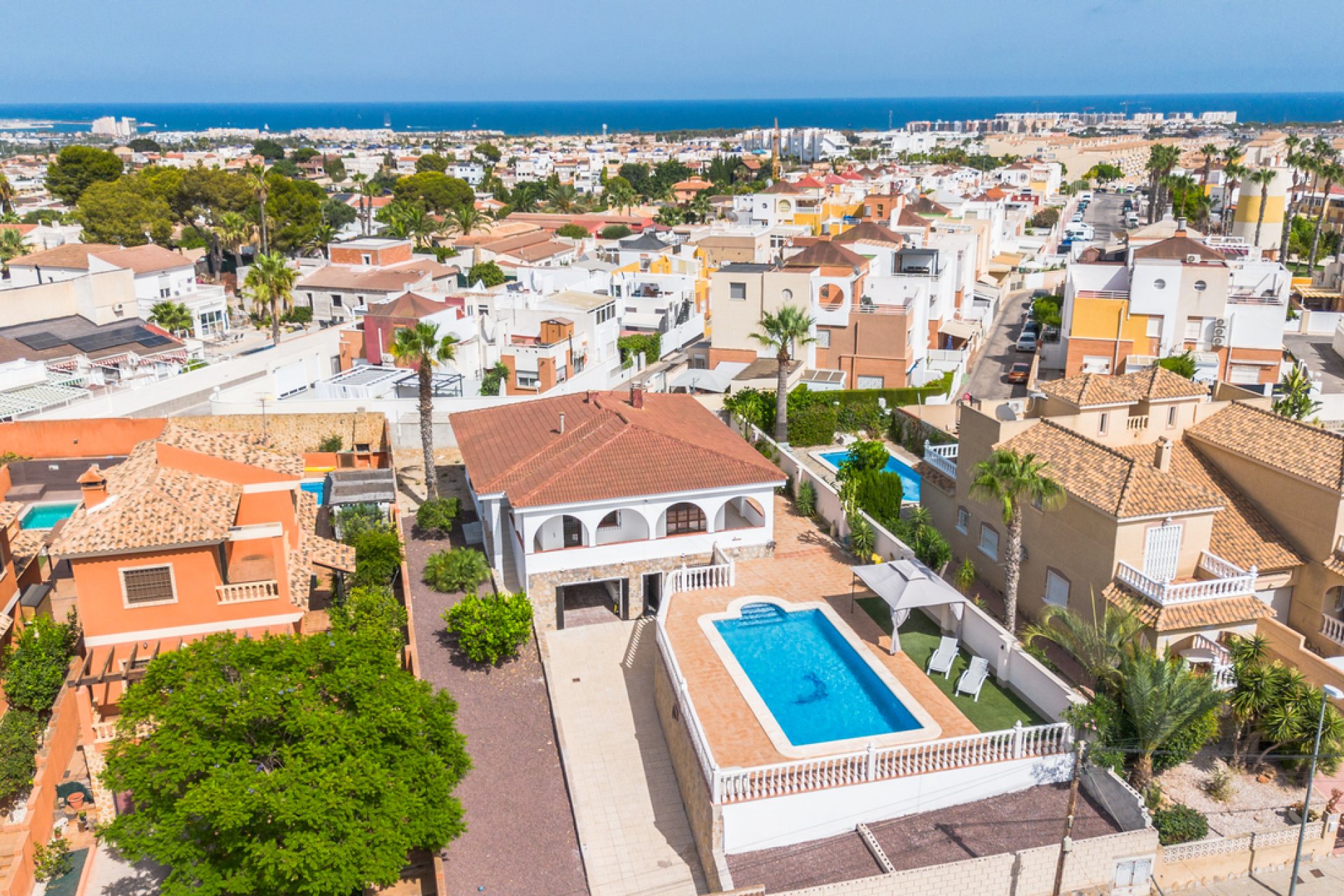 Resale - Villa -
Los Balcones - Costa Blanca