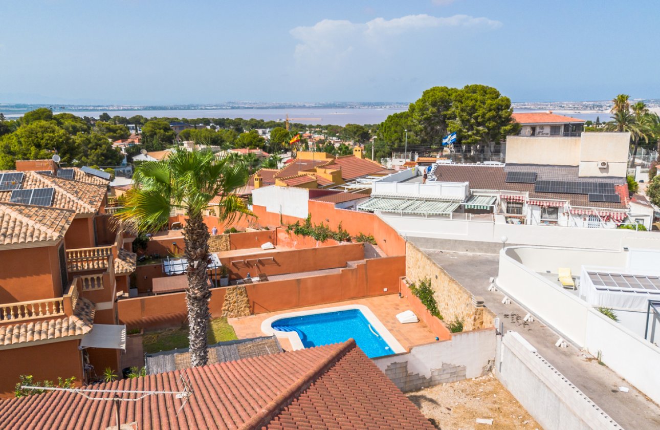 Resale - Villa -
Los Balcones - Costa Blanca