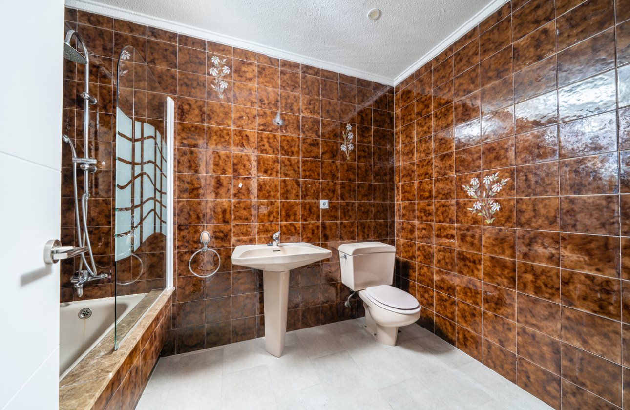 Resale - Villa -
Los Balcones - Costa Blanca