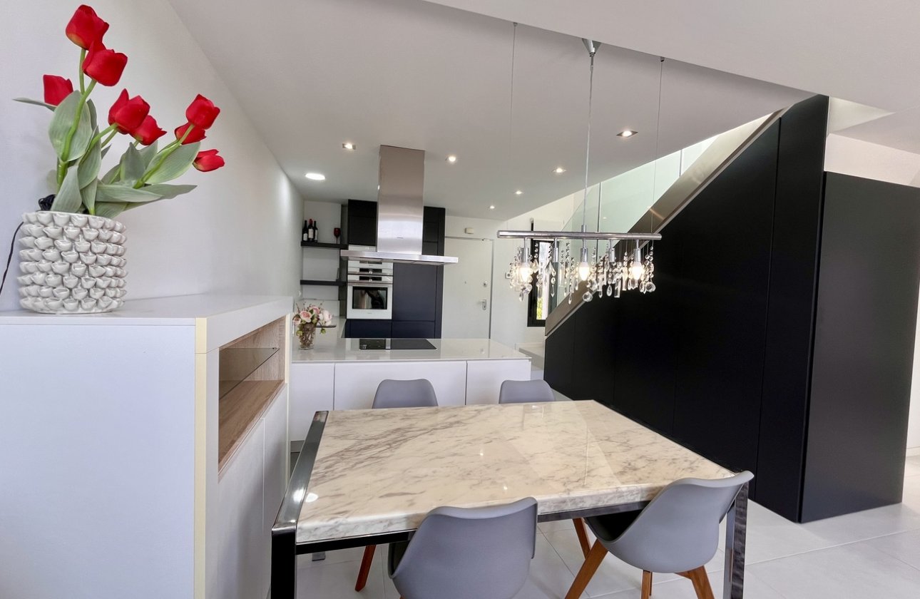 Resale - Villa -
Los Dolses - Inland