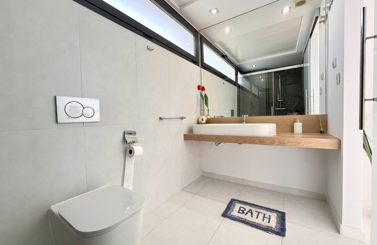 Resale - Villa -
Los Dolses - Inland