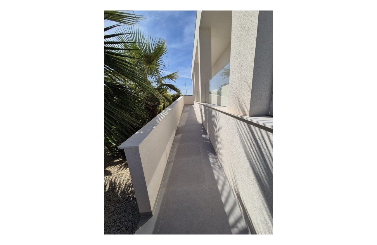 Resale - Villa -
Los Montesinos - Costa Blanca