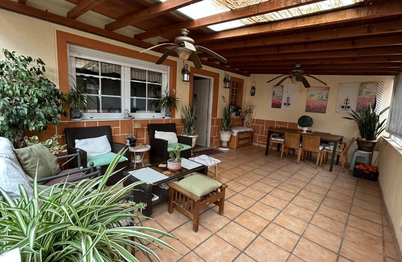 Resale - Villa -
Los Montesinos - Costa Blanca