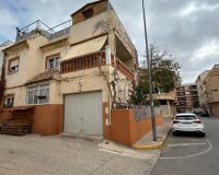 Resale - Villa -
Los Montesinos - Costa Blanca