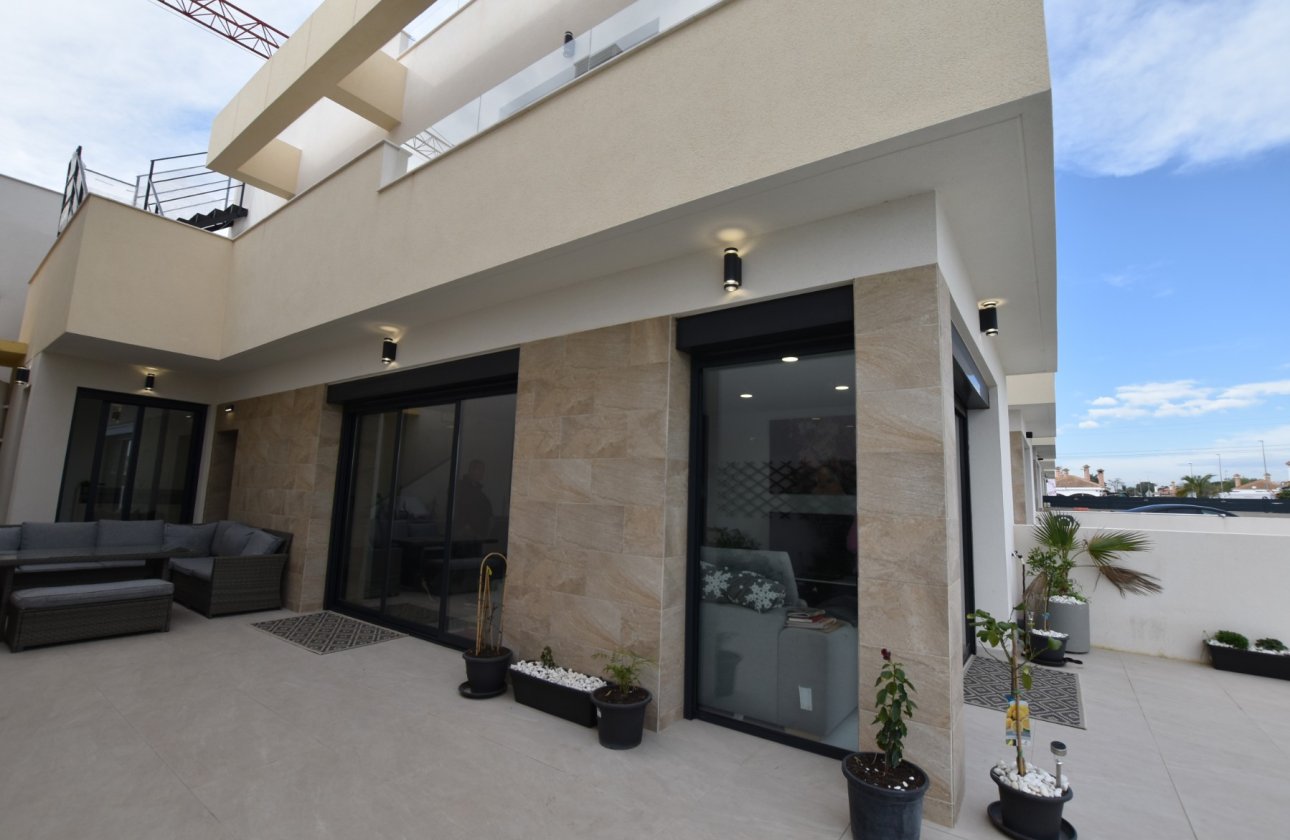 Resale - Villa -
Los Montesinos - Costa Blanca