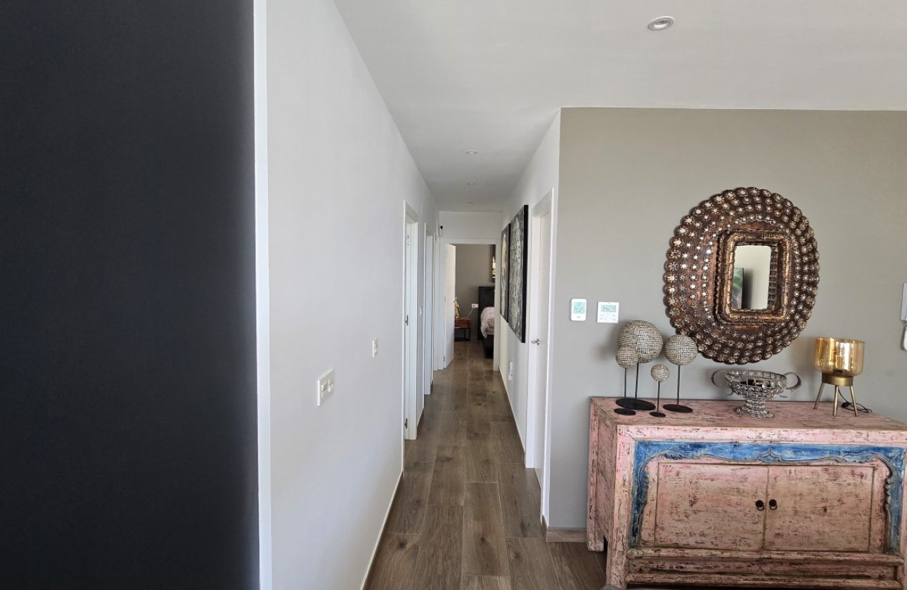 Resale - Villa -
Los Montesinos - Costa Blanca