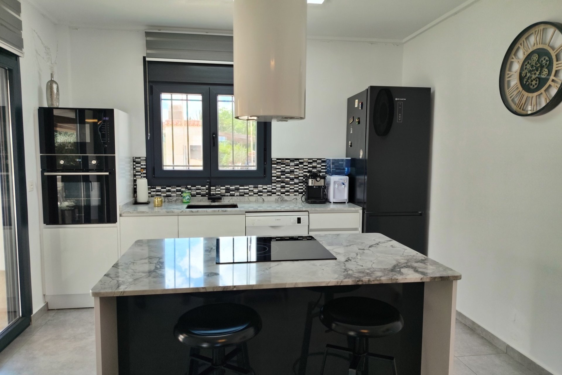Resale - Villa -
Los Montesinos - Costa Blanca