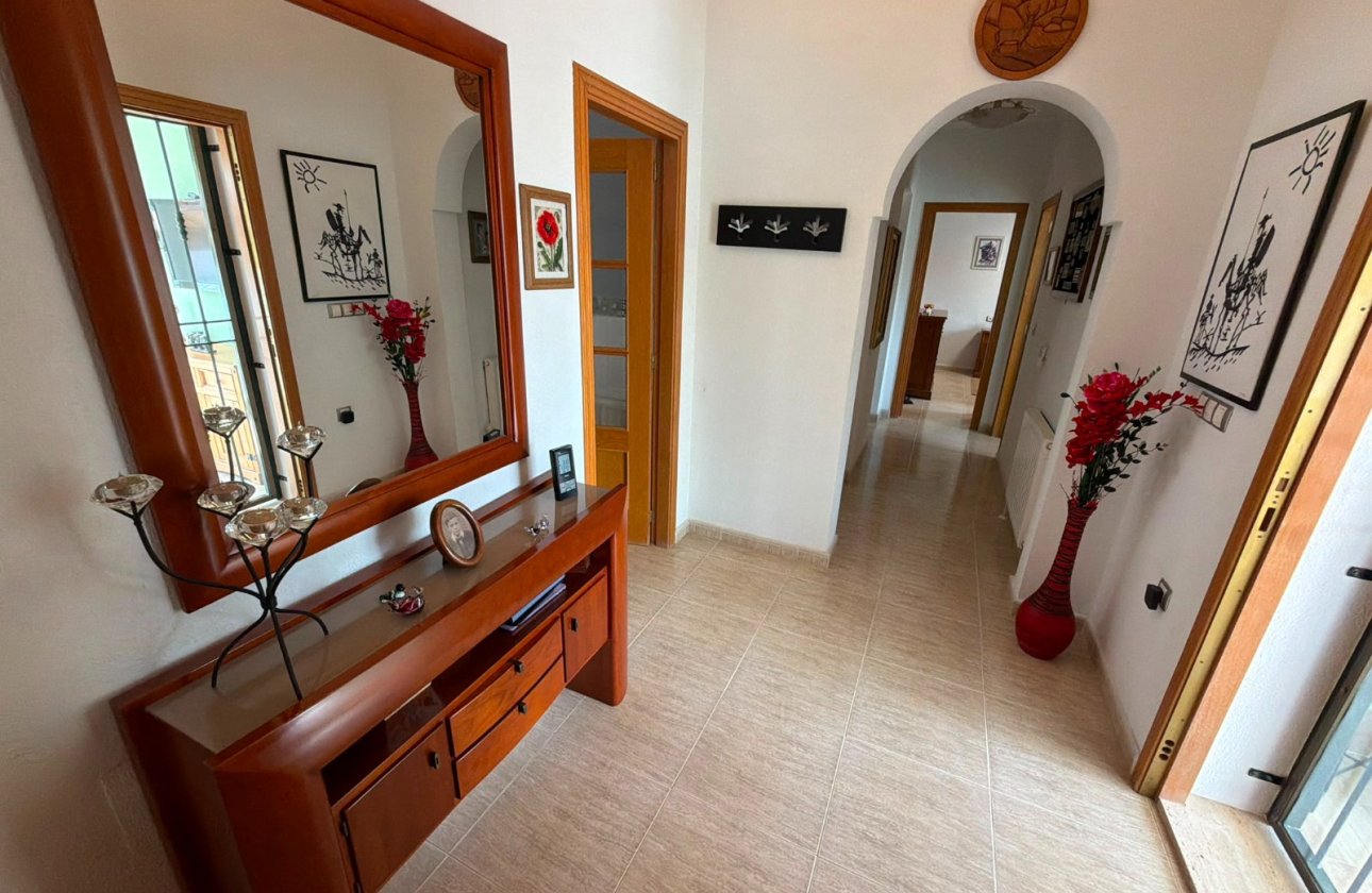 Resale - Villa -
Los Montesinos - Costa Blanca