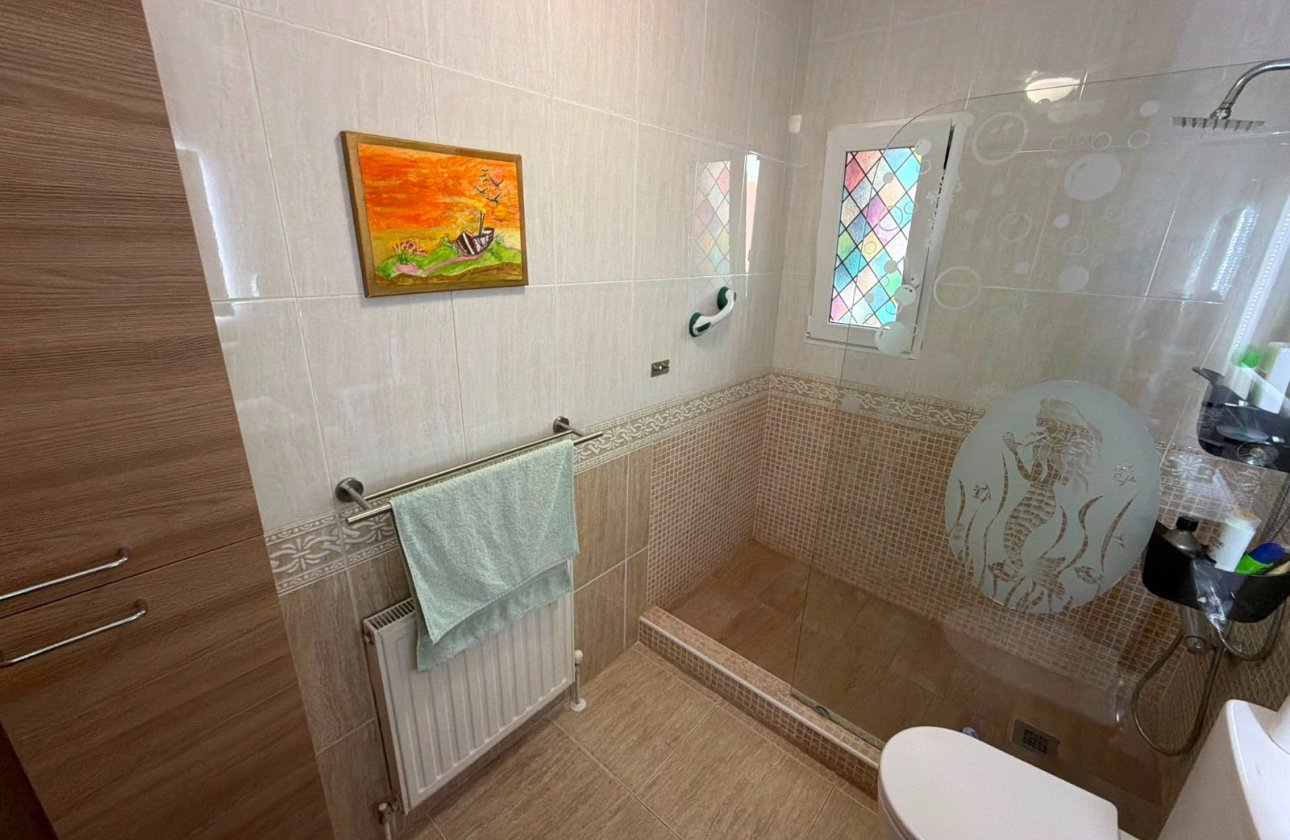 Resale - Villa -
Los Montesinos - Costa Blanca