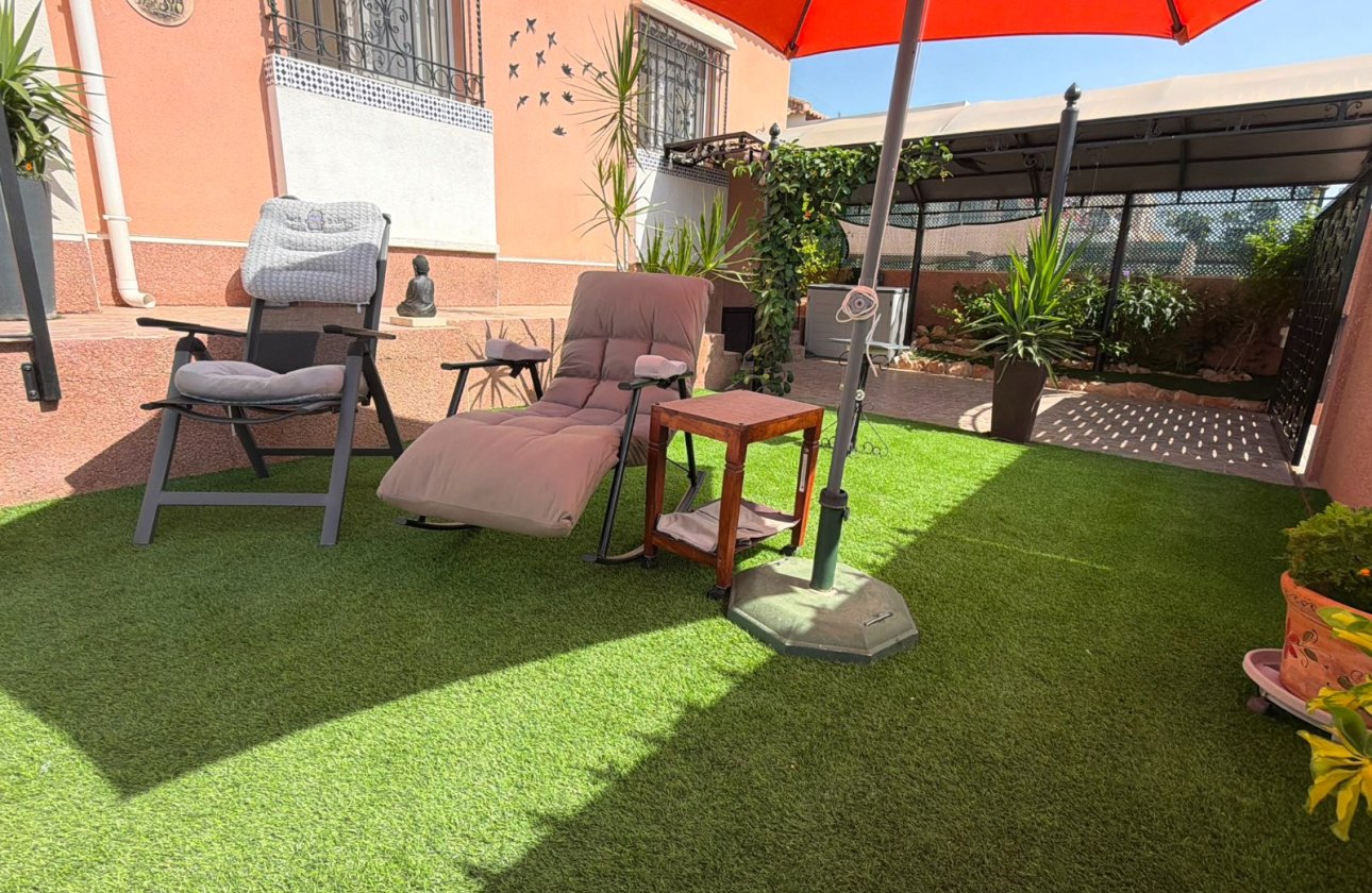 Resale - Villa -
Los Montesinos - Costa Blanca