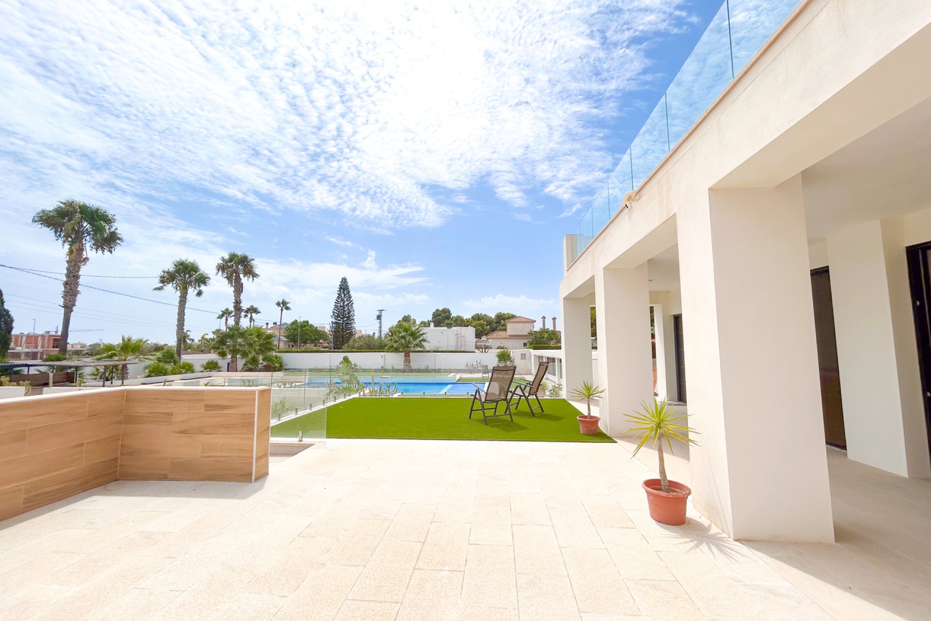 Resale - Villa -
Los Montesinos - Costa Blanca