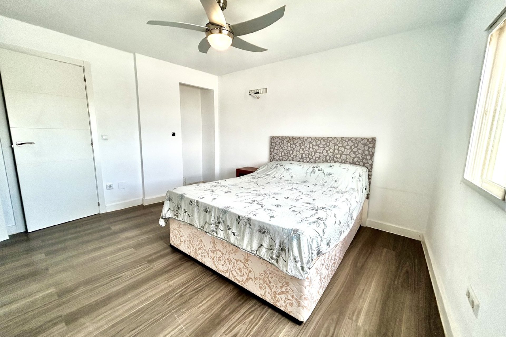Resale - Villa -
Los Montesinos - Costa Blanca