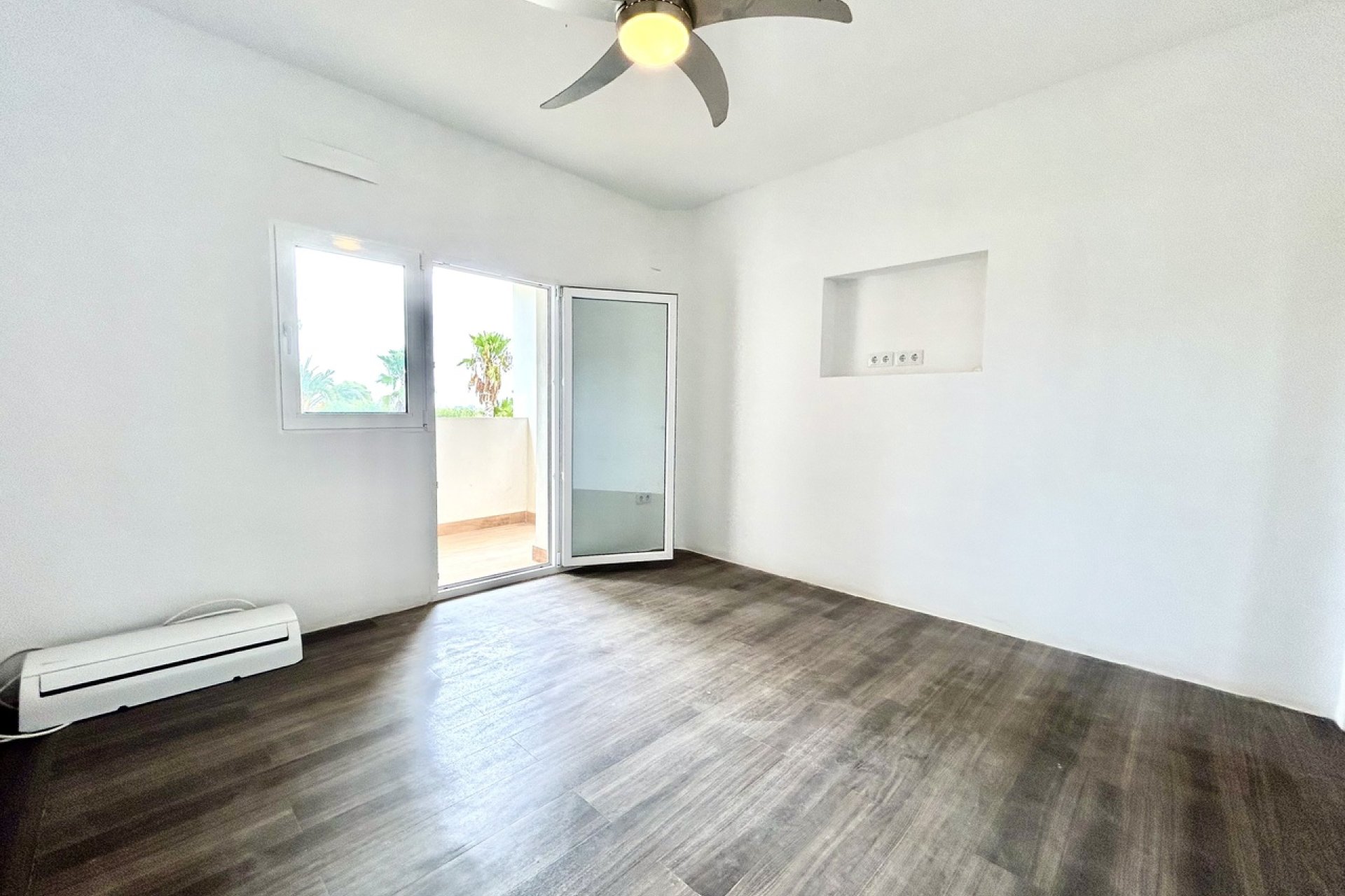 Resale - Villa -
Los Montesinos - Costa Blanca