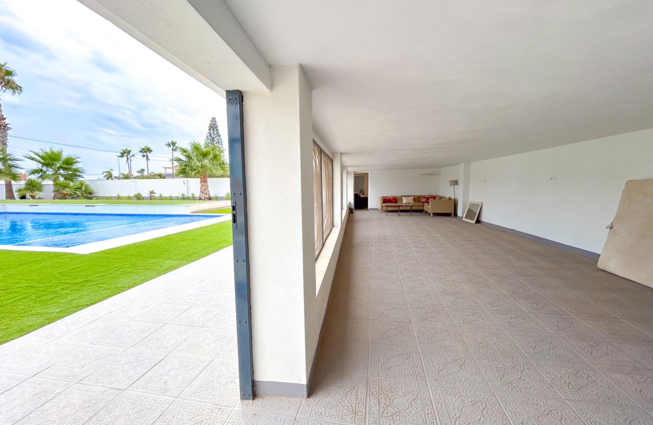 Resale - Villa -
Los Montesinos - Costa Blanca