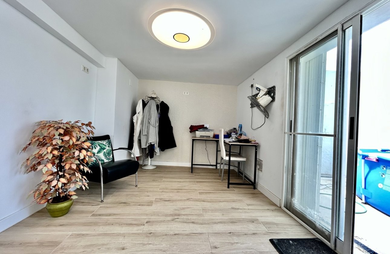 Resale - Villa -
Los Montesinos - Costa Blanca