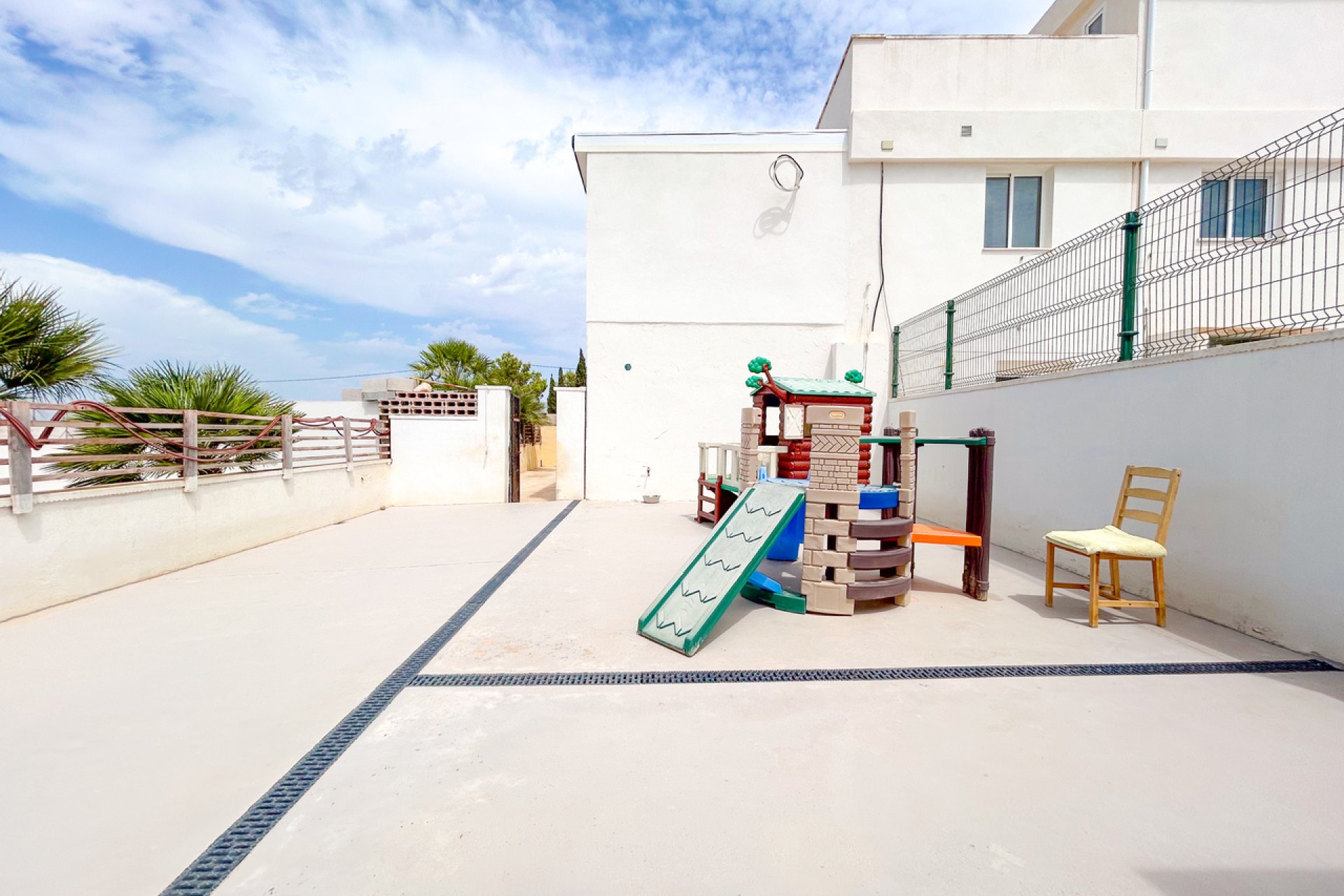 Resale - Villa -
Los Montesinos - Costa Blanca