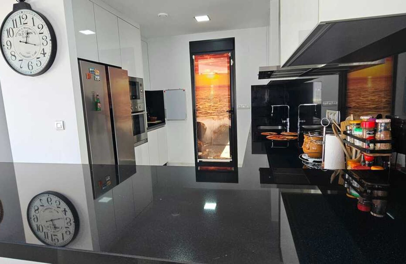 Resale - Villa -
Los Montesinos - Costa Blanca