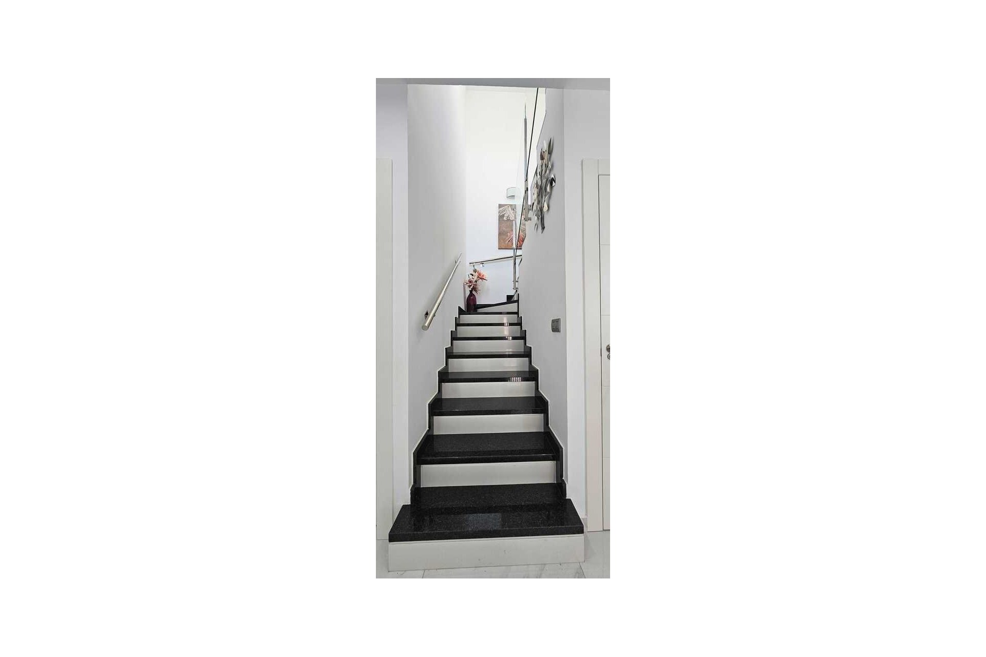 Resale - Villa -
Los Montesinos - Costa Blanca