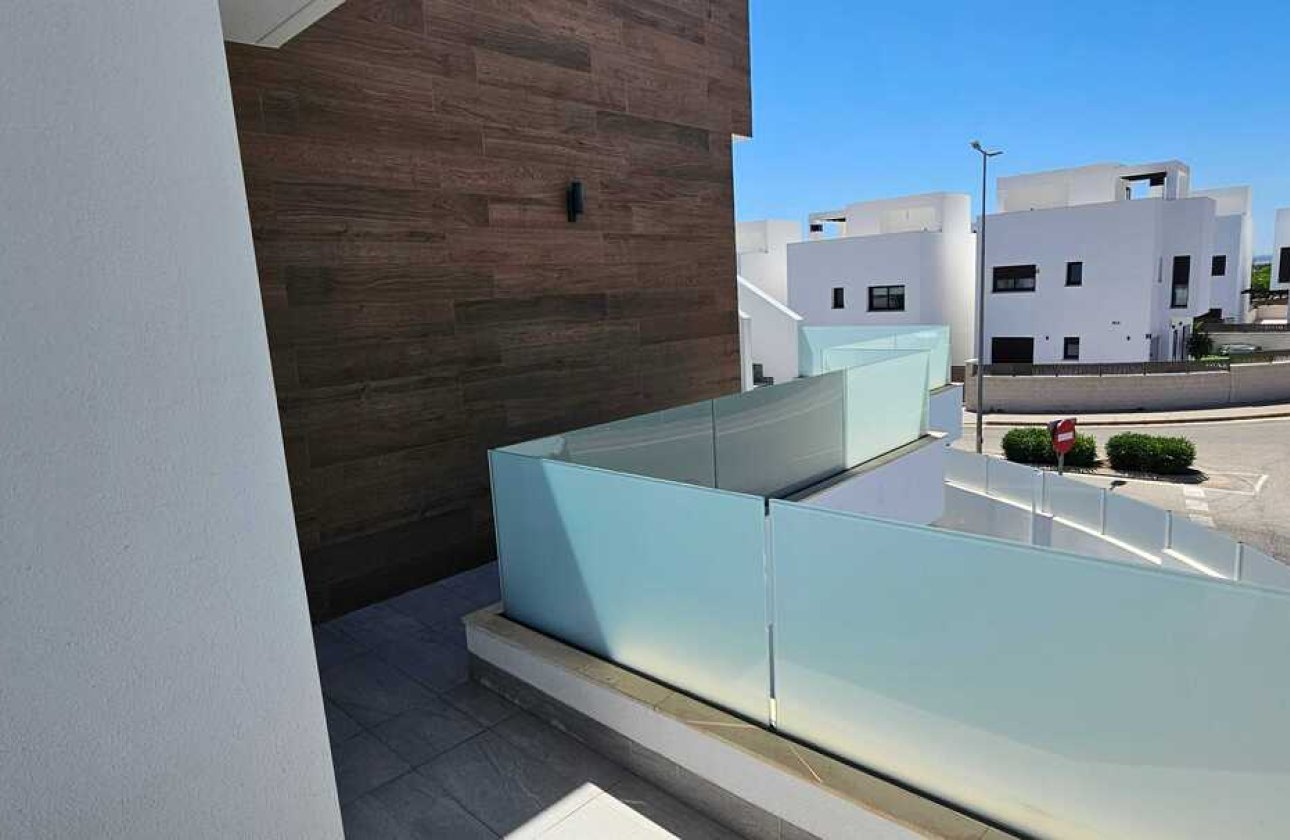 Resale - Villa -
Los Montesinos - Costa Blanca