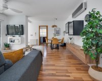 Resale - Villa -
Los Montesinos - La Herrada