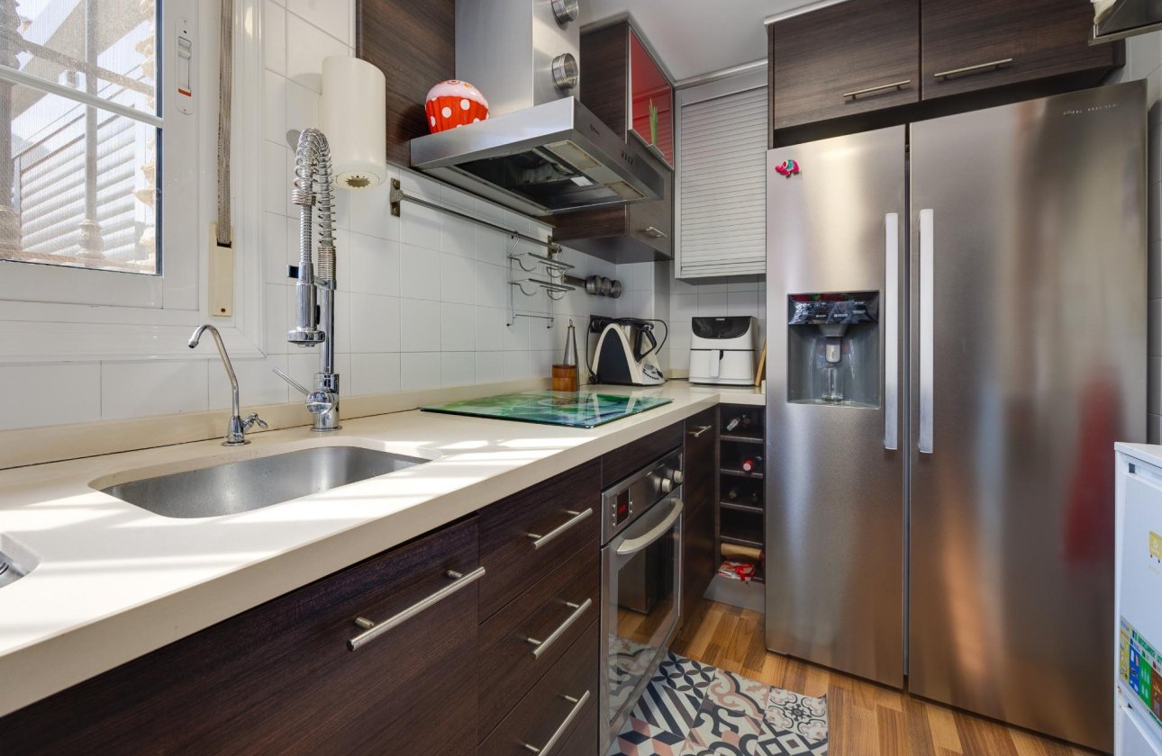 Resale - Villa -
Los Montesinos - La Herrada