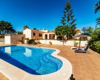 Resale - Villa -
Los Montesinos - Montesinos  Los