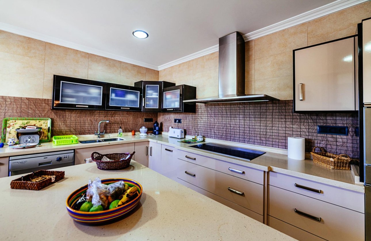 Resale - Villa -
Los Montesinos - Montesinos  Los