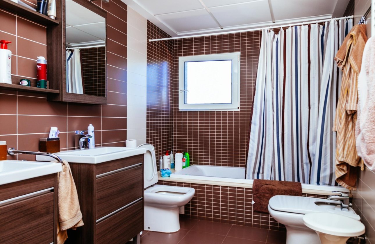 Resale - Villa -
Los Montesinos - Montesinos  Los