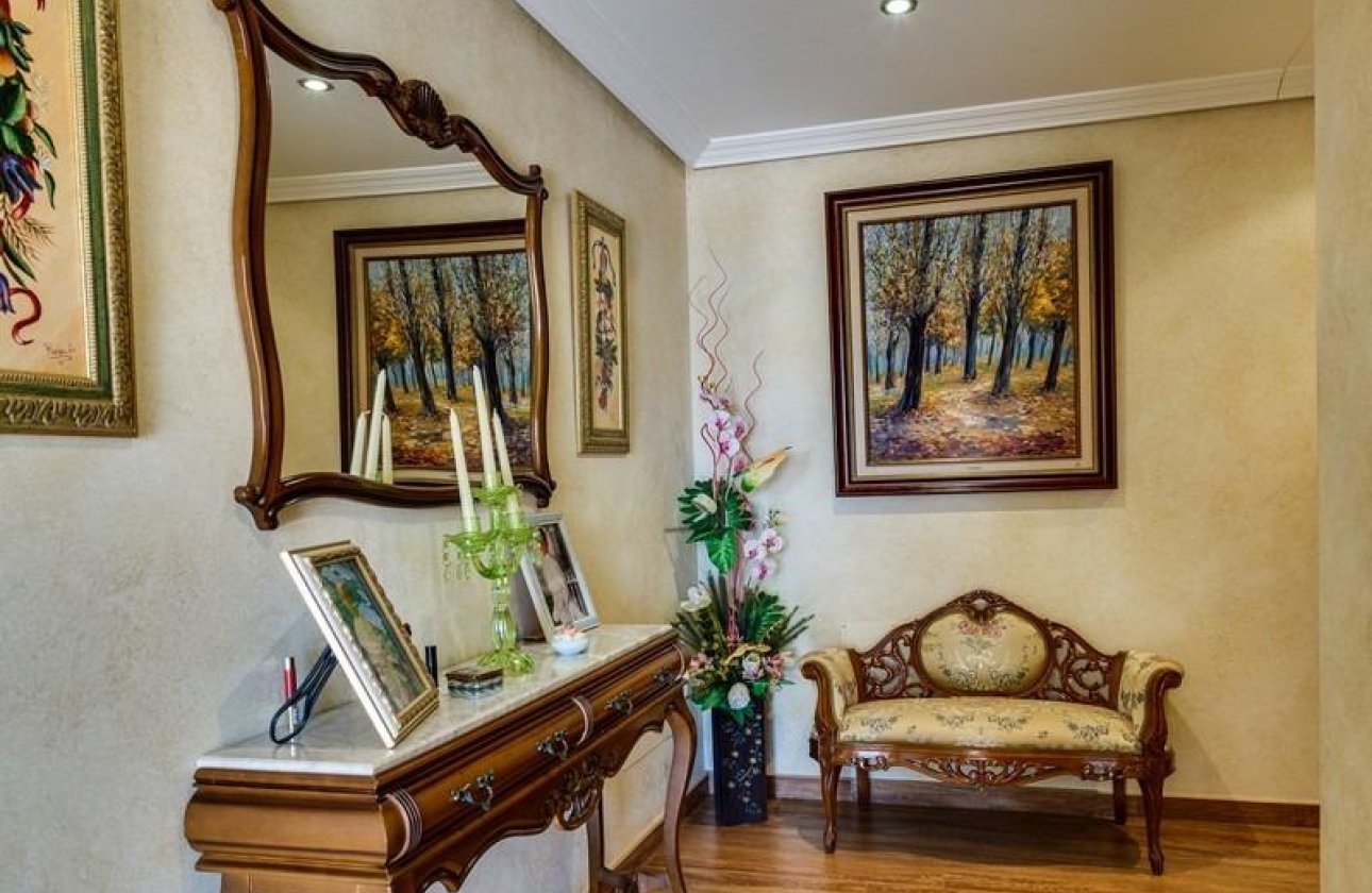 Resale - Villa -
Los Montesinos - Montesinos  Los