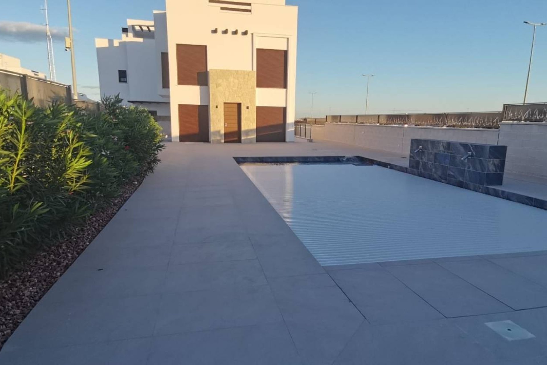 Resale - Villa -
Los Montesinos