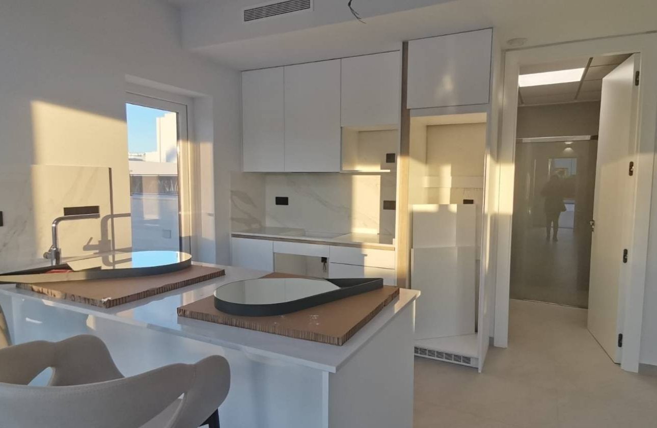 Resale - Villa -
Los Montesinos