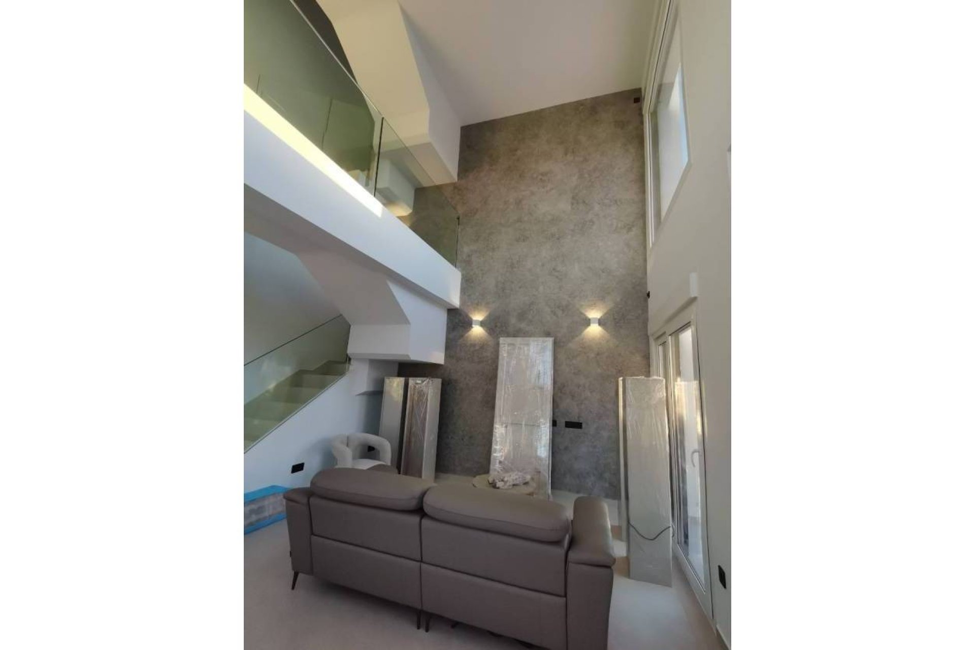 Resale - Villa -
Los Montesinos