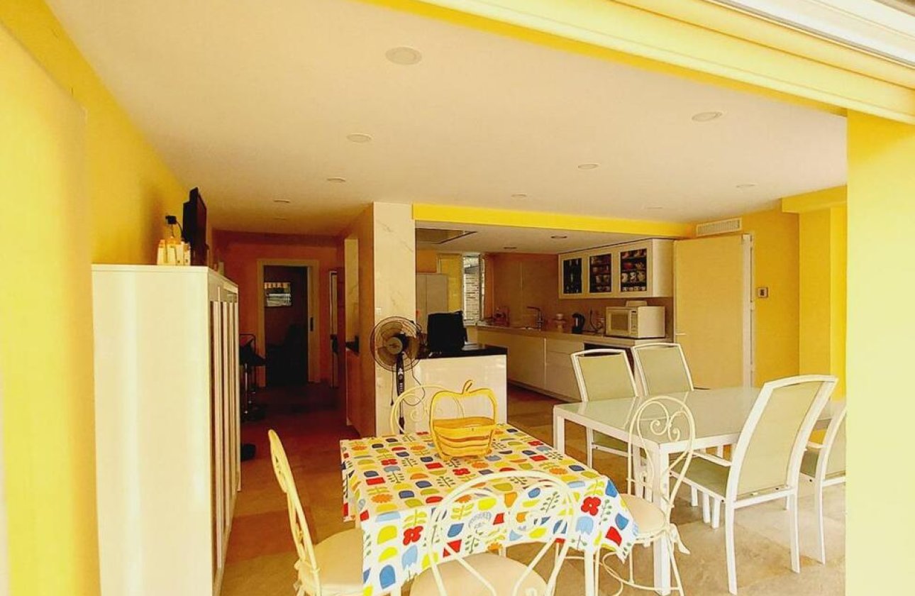 Resale - Villa -
Orihuela Costa - Cabo Roig