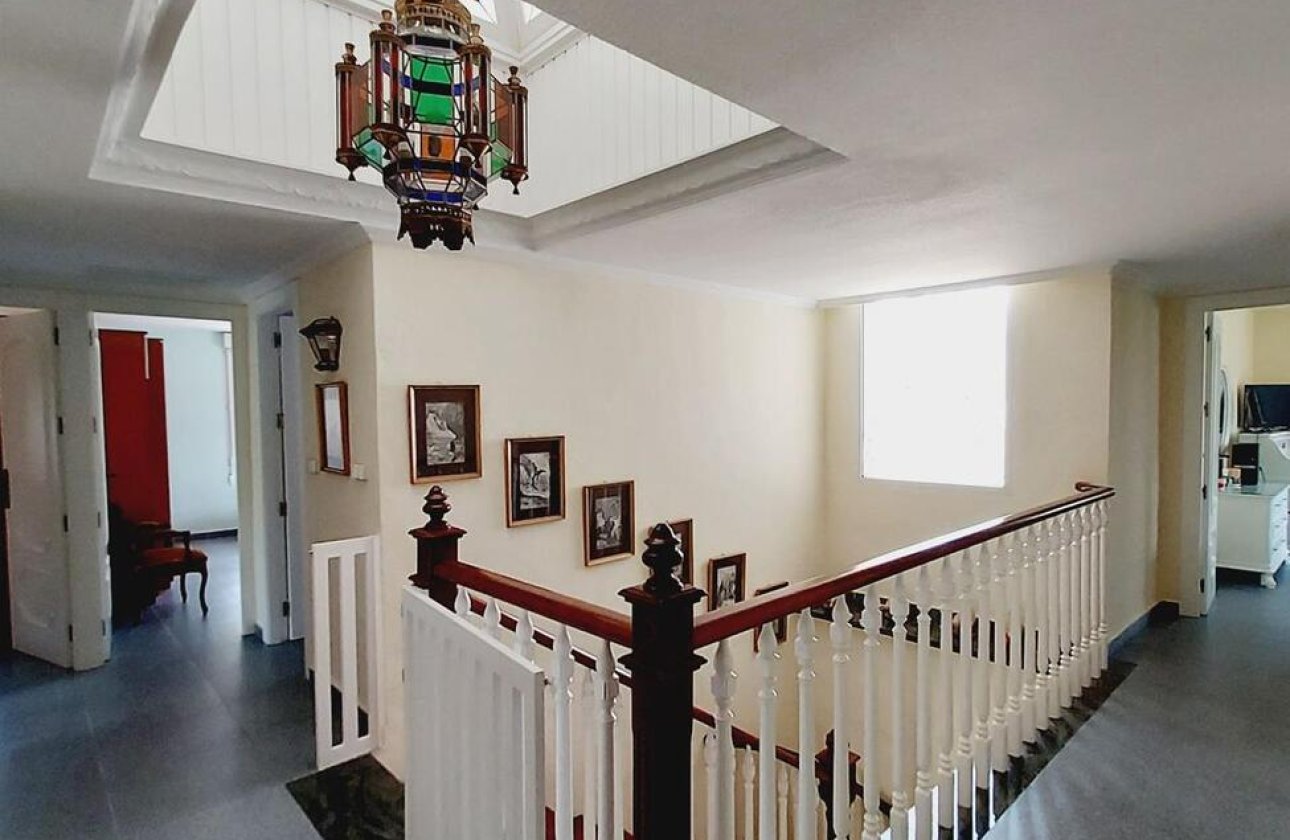 Resale - Villa -
Orihuela Costa - Cabo Roig