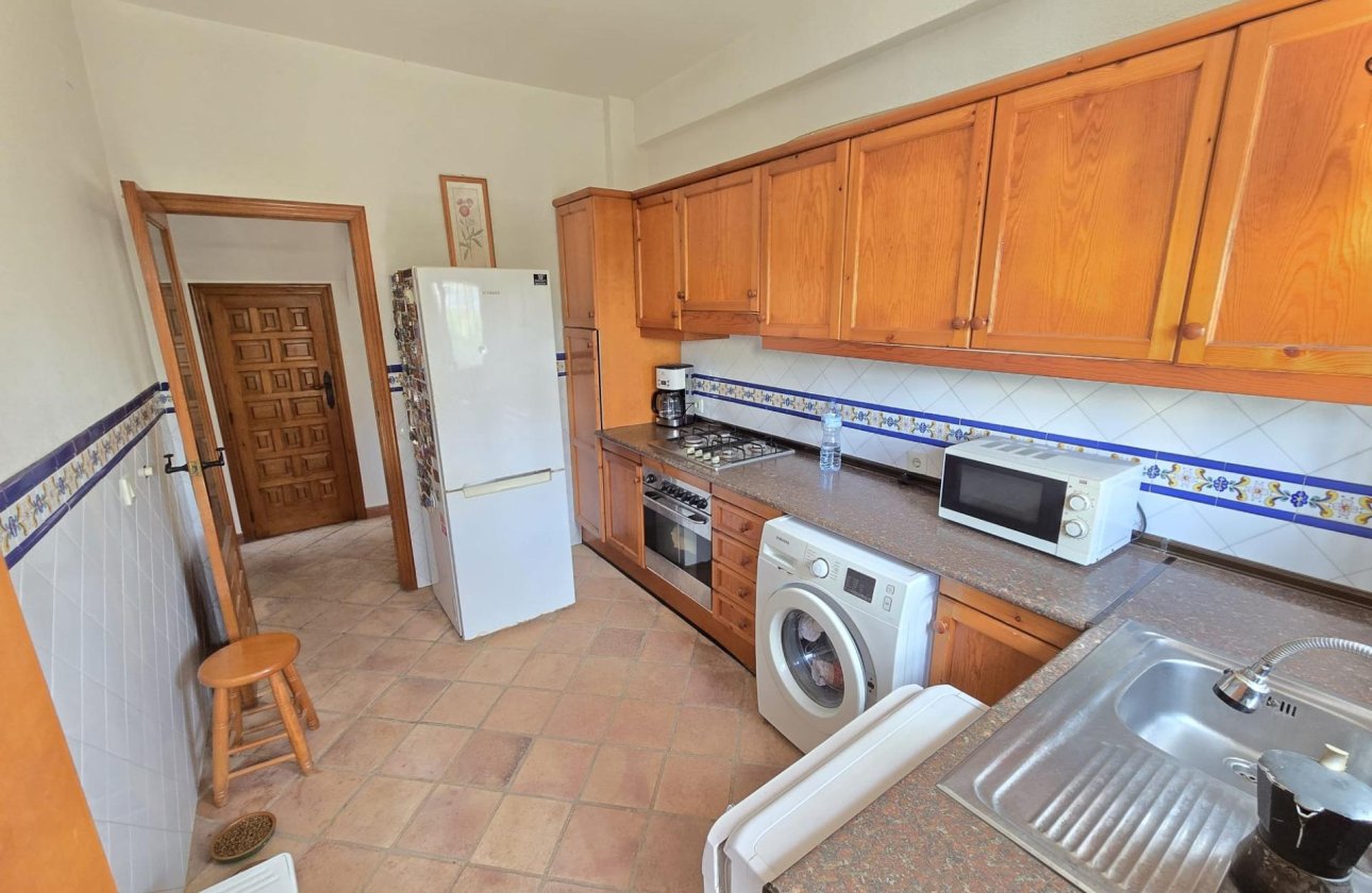 Resale - Villa -
Orihuela Costa - Cabo Roig