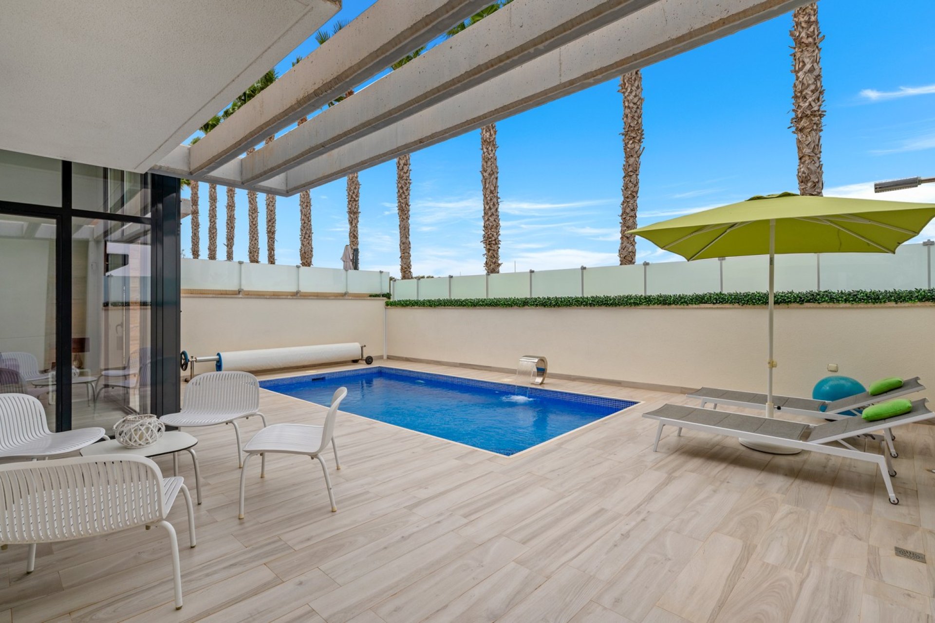 Resale - Villa -
Orihuela Costa - Cabo Roig