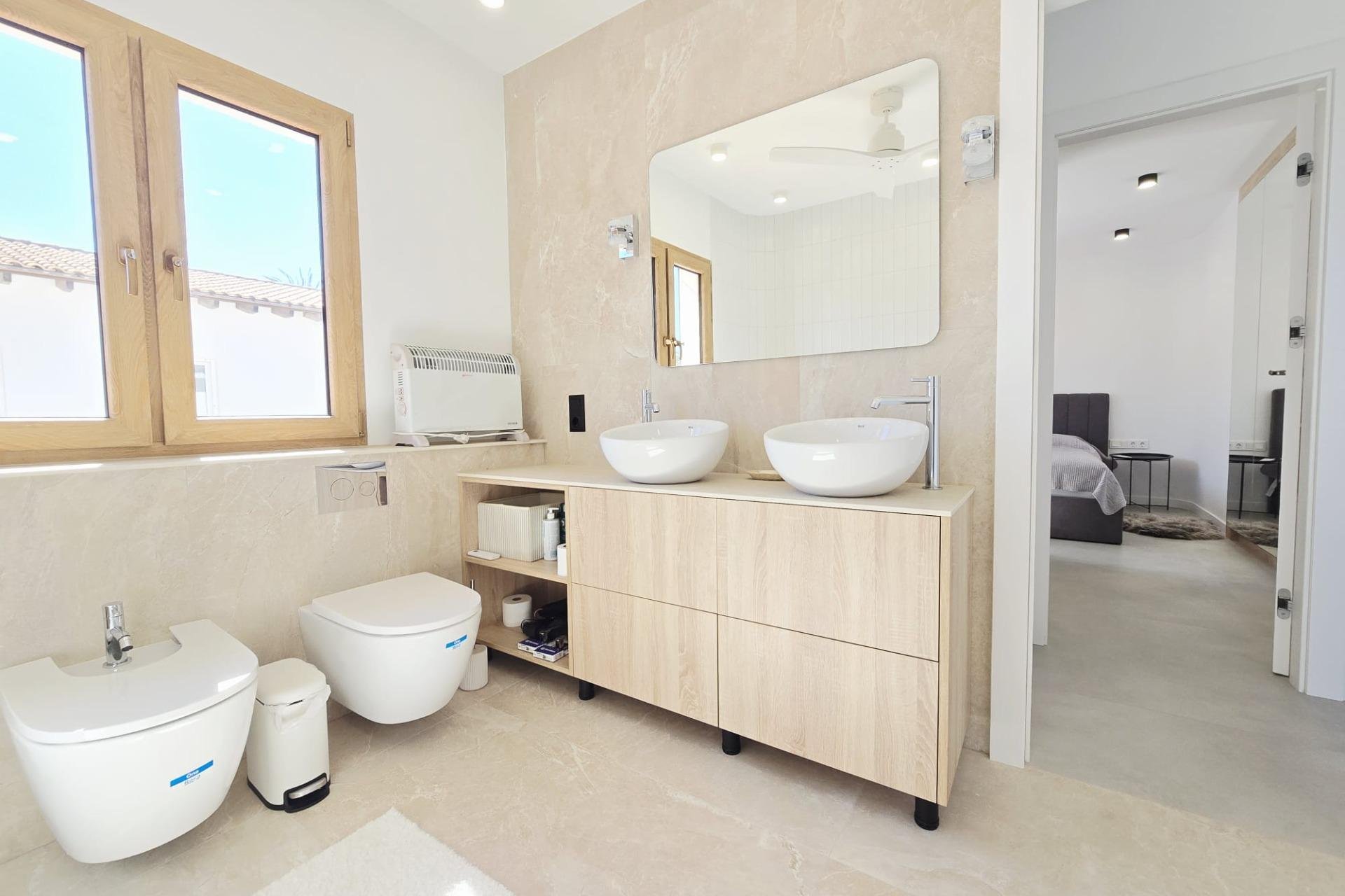 Resale - Villa -
Orihuela Costa - Cabo Roig