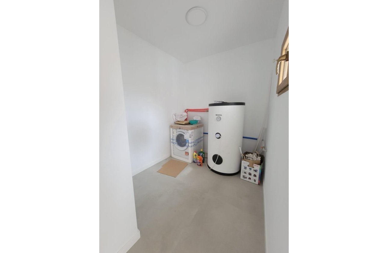 Resale - Villa -
Orihuela Costa - Cabo Roig