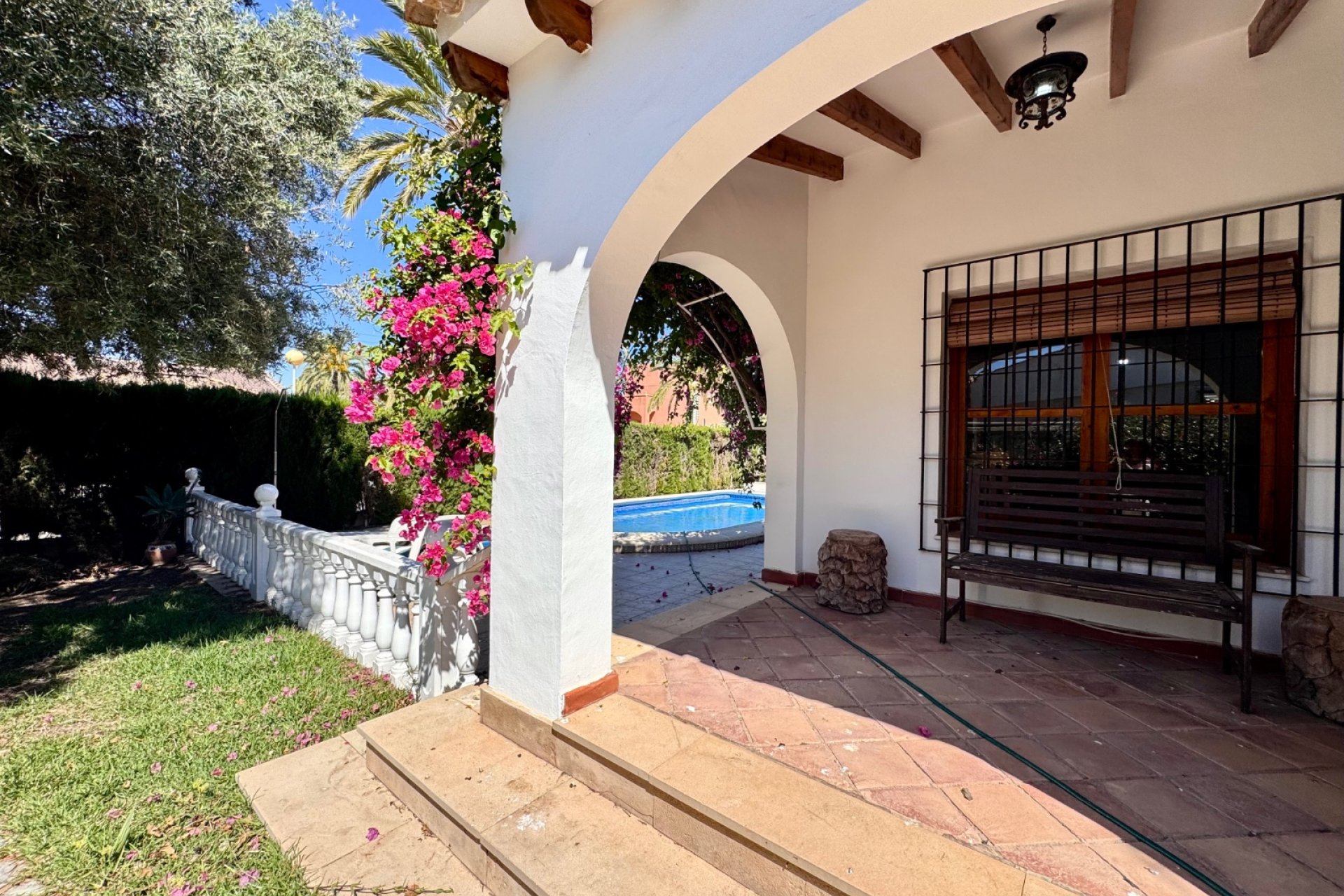 Resale - Villa -
Orihuela Costa - Cabo Roig