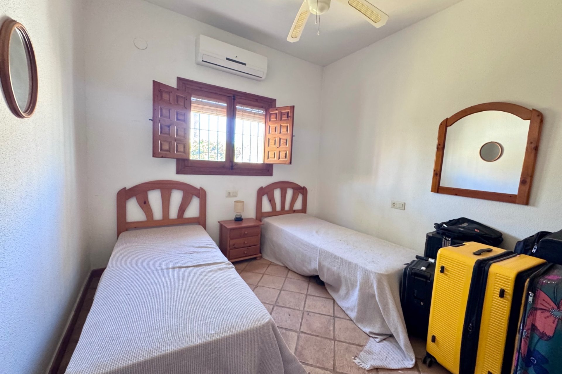 Resale - Villa -
Orihuela Costa - Cabo Roig