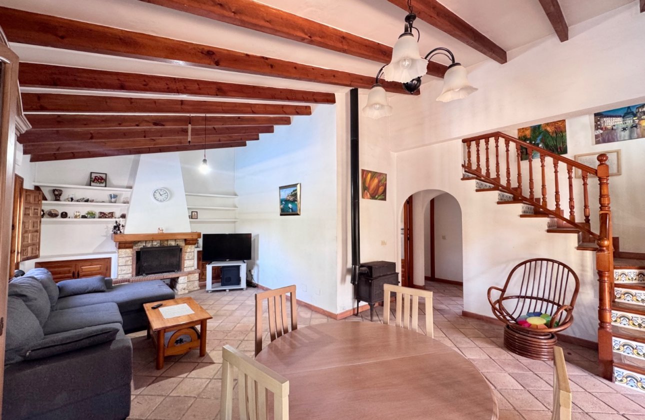 Resale - Villa -
Orihuela Costa - Cabo Roig